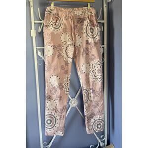 Beyond Capri Pink Floral Woman’s Pants One Size Md , 8/10